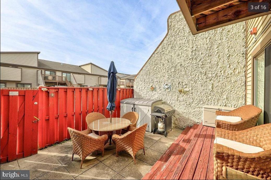 Cozy Home Walking Distance From Beach With Private Patio オーシャン・シティ エクステリア 写真
