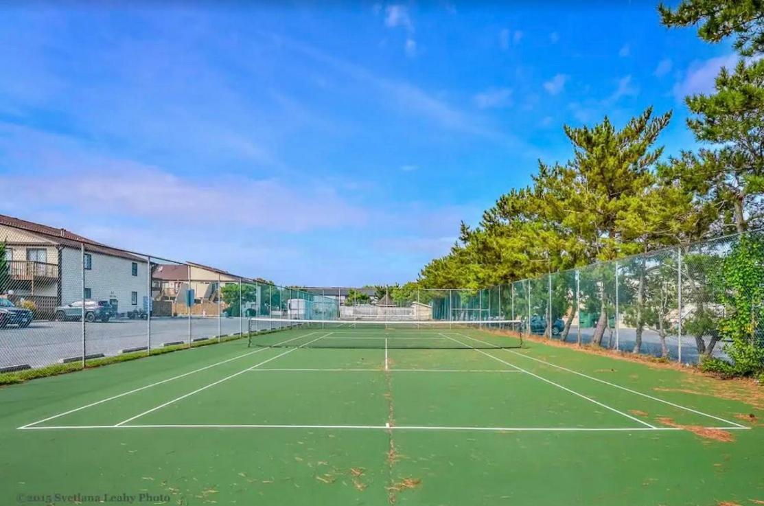 Cozy Home Walking Distance From Beach With Private Patio オーシャン・シティ エクステリア 写真